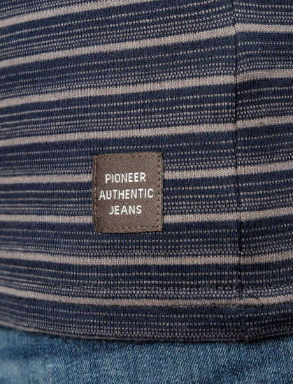 Мужская футболка длинный рукав Pioneer P1 60075.0000/6718