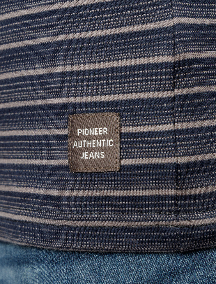 Мужская футболка длинный рукав Pioneer P1 60075.0000/6718